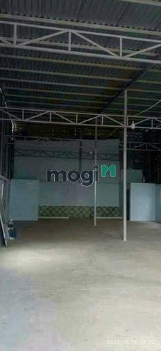 Hình ảnh Cho thuê kho 180m2, đường tải 10 tấn, điện 3 pha - QL50