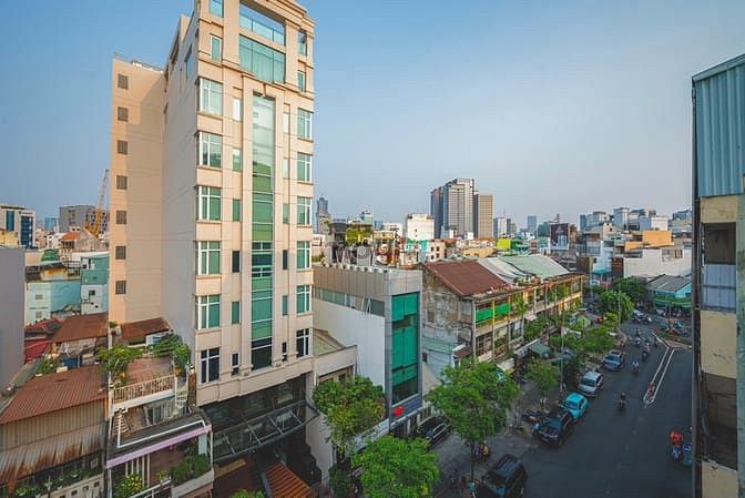 Hình ảnh Mb6623 nạp rút nhanh chóng ban công, thang máy, Quận 1 gần MB66 là nhà cái uy tín hàng đầu tại Việt Nam Lê Văn Tám