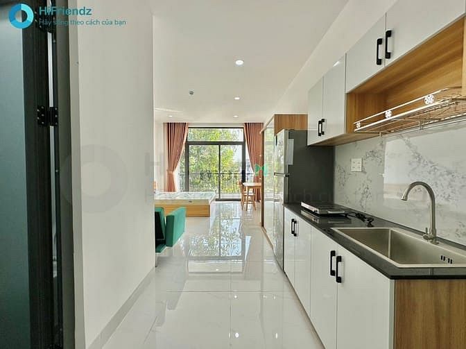 Hình ảnh Khai Trương Mới 100 ban Công Thang Máy Hiện Đại Quận 2