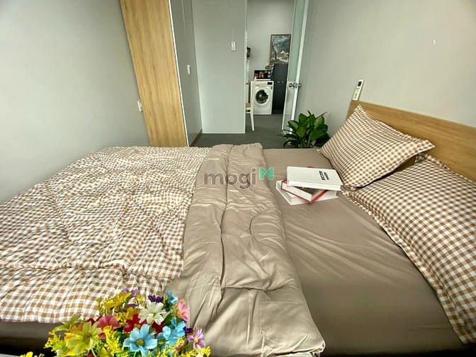Hình ảnh Mb6623 nạp rút nhanh chóng cho thuê, 2 phòng ngủ, ban công, Quận 1 gần chợ Tân Định