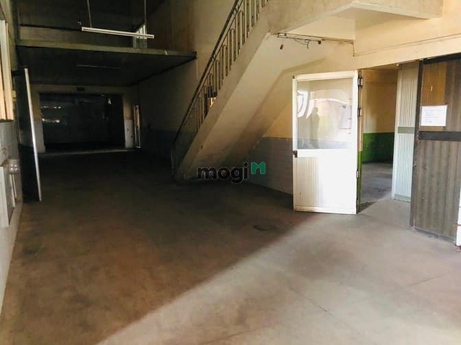 Hình ảnh Kho 1132 Bình Tân 2000m2 50K/m2 ~ 90triệu/ tháng