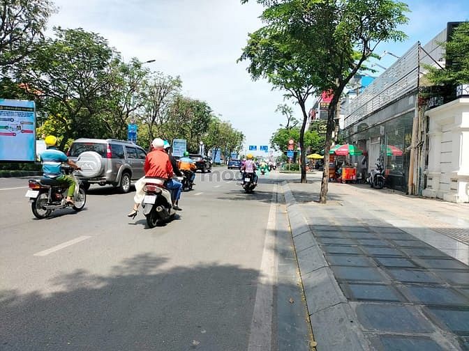 Hình ảnh Tân Bình, Bán đất Mặt tiền Cửu Long, P2, DT 25*35m 938m2