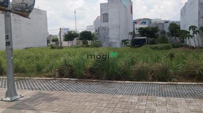Hình ảnh Cần bán 10 nền đất Tân Phú,Q.7, TP.HCM,giá 3 tỷ 200tr /80m2,có SHR