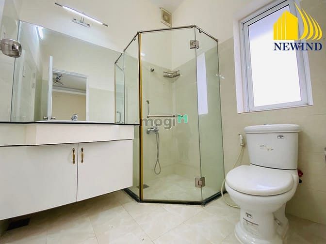 Hình ảnh Cho Thuê Căn Hộ Studio Ban Công Hiện Đại Full Nội Thất Kế Lotte Quận 7