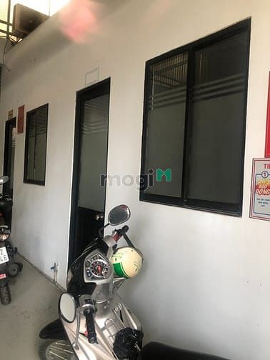 Hình ảnh Nhà xưởng [10x33] dạng kho văn phòng - đường Ao Đôi, Bình Tân