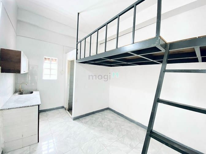 Hình ảnh Chính Chủ Cho Thuê Phòng Có Gác Bếp Mới Sửa