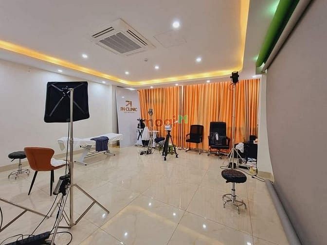 Hình ảnh Bán tòa văn phòng phố Đặng Văn Ngữ 100m2 8 tầng
