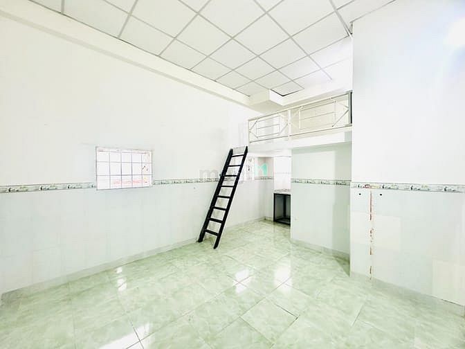 Hình ảnh Phòng Trọ Có Gác Ngay Hoà Bình Luỹ Bán Bích