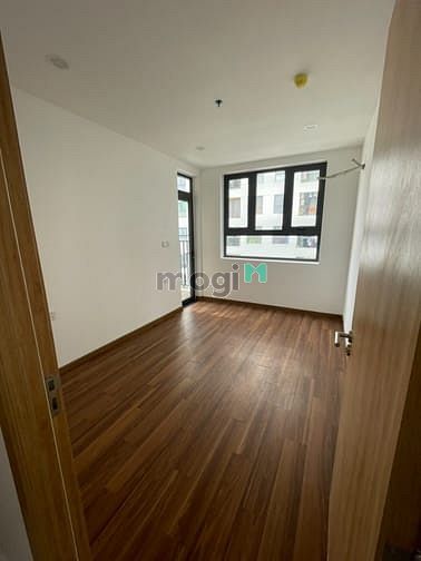 Hình ảnh Cho thuê giá rẻ 2PN, chung cư The East Gate, có rèm, 2 máy lạnh, 7tr