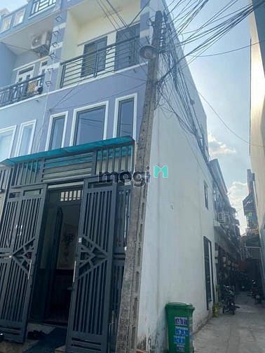 Hình ảnh Nhà 3 tấm 1/HT17! $$$ 2.68 Tỷ/65m2. Gồm 3PN 3WC, Sổ Riêng