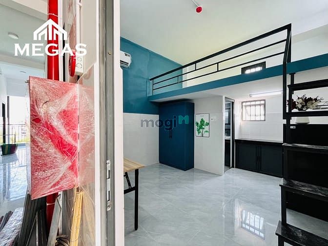 Hình ảnh Phòng có gác giá rẻ- full nội thất bancol ngay cầu bình lợi