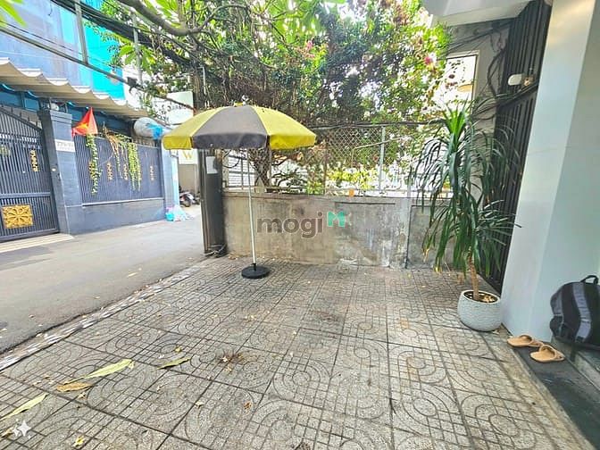 Hình ảnh Cho Thuê Mặt Bằng Hẻm Xe Tải Lê Văn Sỹ, Quận 3