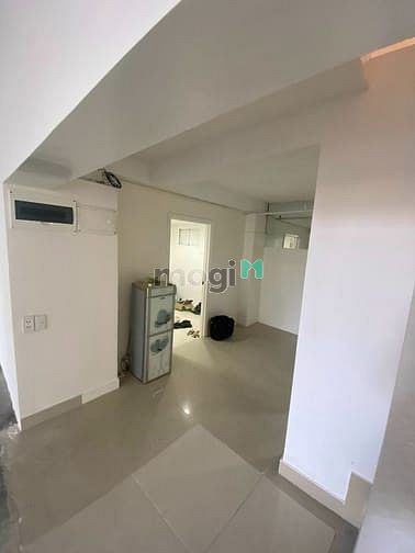 Hình ảnh Cho thuê shop Mỹ Viên 140m2 giá 35tr/th