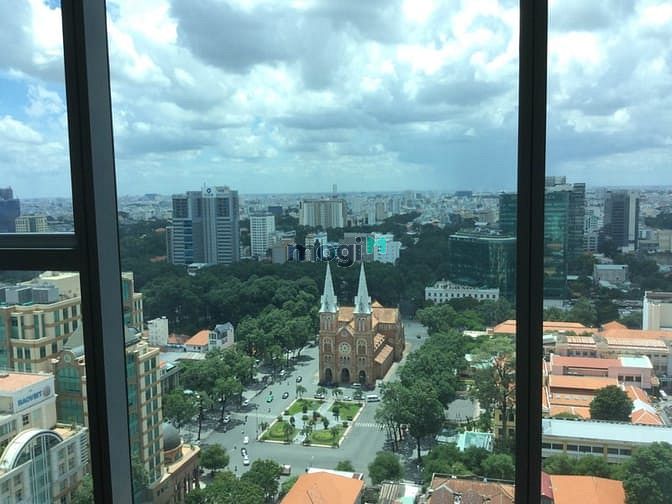 Hình ảnh Bán Trang Chủ MB66.COM / Đăng Ký Tặng 66K Vincom Center 200m2, 4PN, view Nhà thờ đức bà & Landmark 81