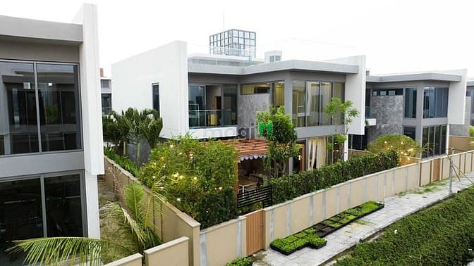 Hình ảnh Bán villa full nội thất view kênh cho thuê 120tr/tháng