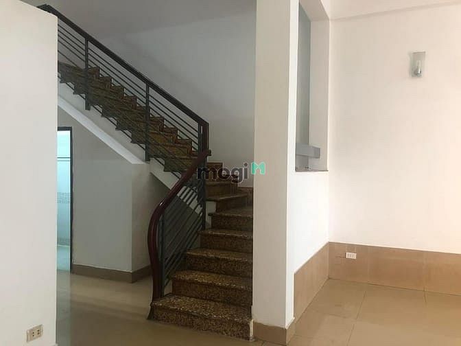 Hình ảnh Nhà Hẻm 8m 458/8d 3/2 6x20m 3L 5pn 4wc