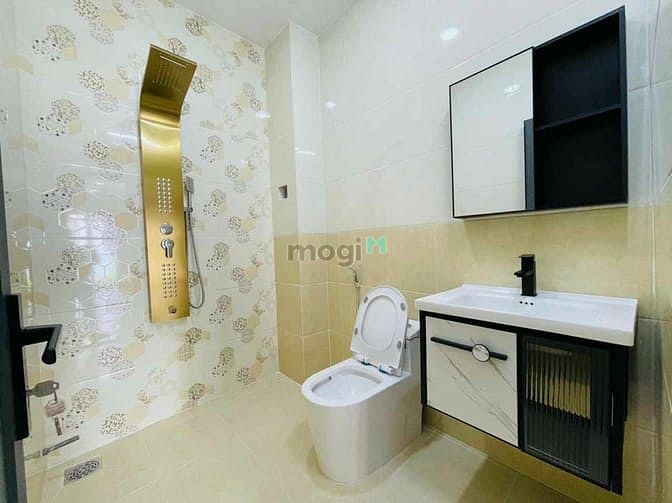 Hình ảnh Nhà cao Tân Bình ,6 tầng ,40m2  gấp bán giá rẻ