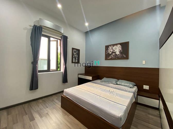 Hình ảnh Cho thuê Biệt thự sân vườn Bùi Viện , Ngang 10 m , 4 phòng ngủ