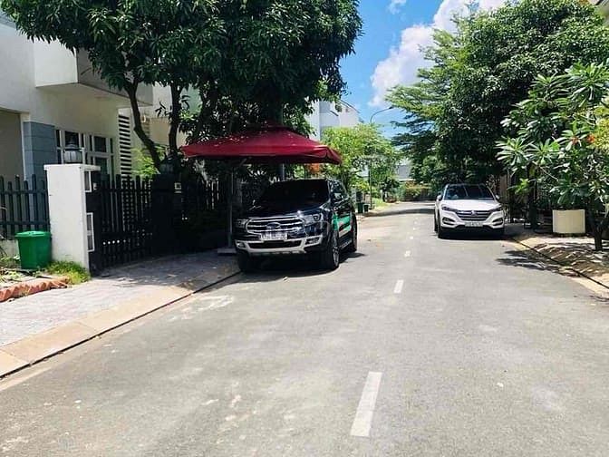 Hình ảnh Thanh lý gấp đất MT Muồng Tím, Cát Lái Q.2 SHR đường 10m DT110m2 2TY1.