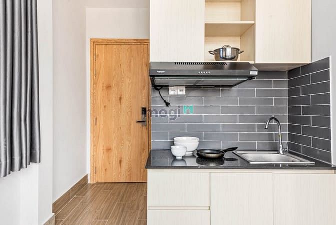 Hình ảnh ✅✅Hot CHDV mới full nội thất cửa sổ lớn view đẹp gần sân bay
