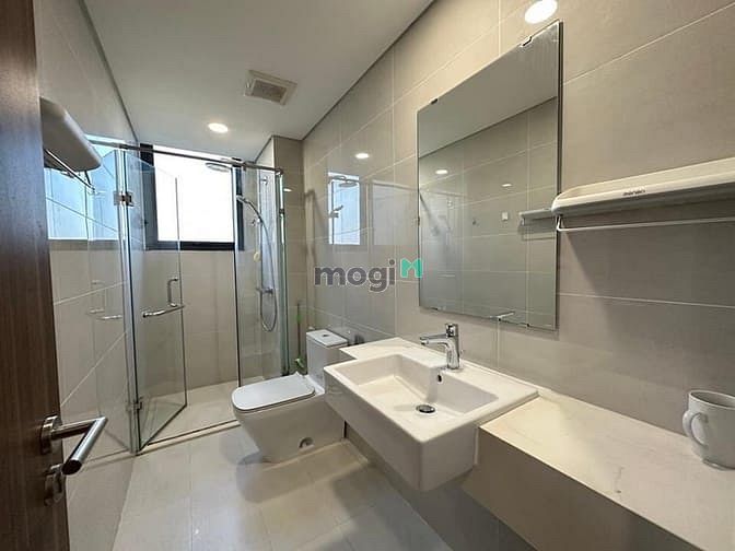Hình ảnh Cho thuê căn góc chung cư 590 CMT8, Phường 11, Quận 3: 85 m2, 2PN 12tr