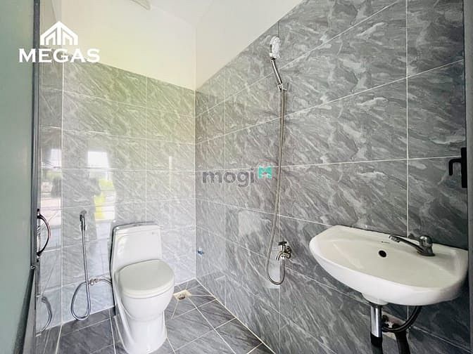 Hình ảnh Thảo Điền - Phòng Studio tách bếp ban công, cửa sổ thoáng đường quốc h