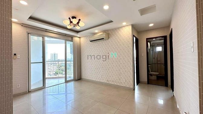 Hình ảnh Cho thuê chung cư Saigonland Bình Thạnh, 2PN 2WC nội thất cơ bản 82m2