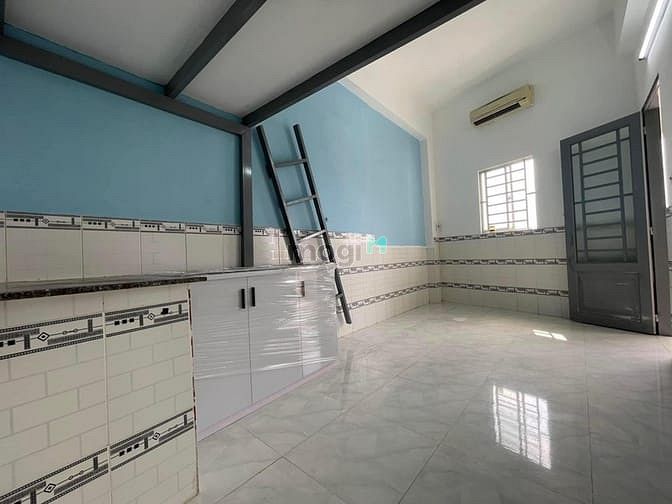Hình ảnh Duplex Ngay Lạc Long Quân giá rẻ Sinh viên