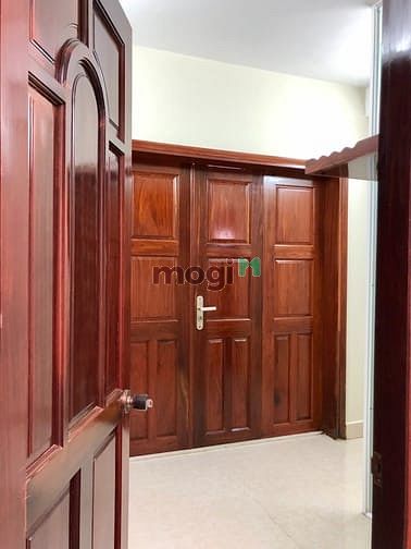 Hình ảnh Bán Gấp Nhà Hẻm Cách Mạng Tháng Tám, P15, Q10