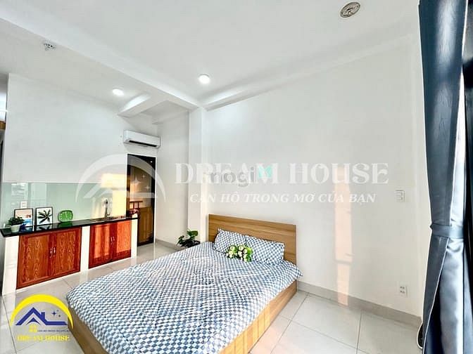 Hình ảnh CHDV ban công full nội thất giao Bình long