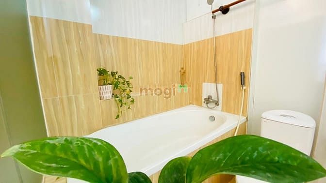 Hình ảnh Hệ thống Trang Chủ MB66.COM / Đăng Ký Tặng 66K Cô giang Quận 1. Ban công thoáng mát, cầu ông lãnh
