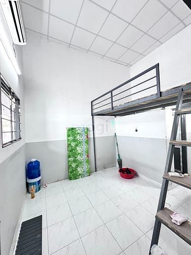 Hình ảnh Cho thuê phòng trọ gần Đại học Văn Lang, có máy lạnh chỉ 3tr5