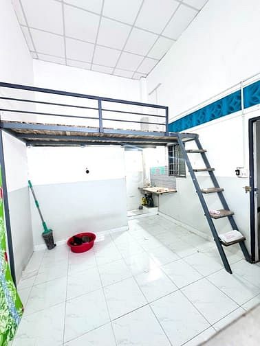 Hình ảnh Cho thuê phòng trọ gần Đại học Văn Lang, có máy lạnh chỉ 3tr5