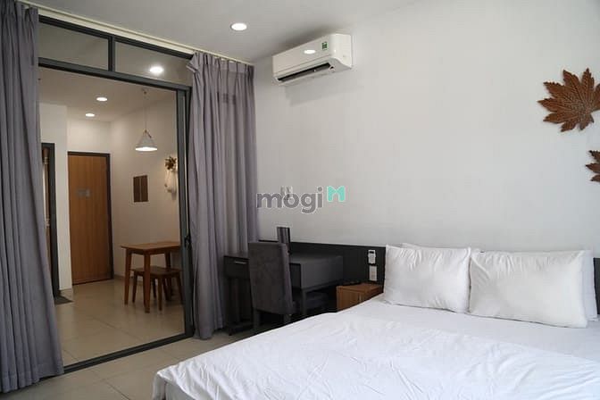 Hình ảnh Căn Hộ Cao Cấp Q3 Ban công Full Nội Thất Mới 100%