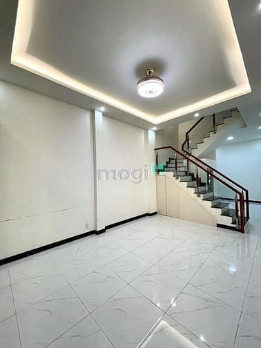 Hình ảnh Bán Gấp Nhà Bình chánh Sổ riêng