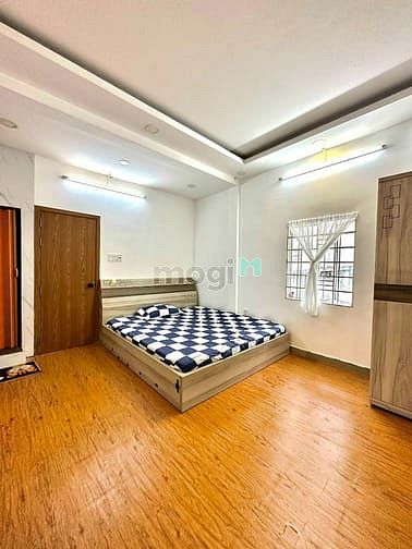 Hình ảnh Chính chủ Full nội thất, Mới 100%, 26m2, Thang máy, Có bếp, Hầm xe BẠN