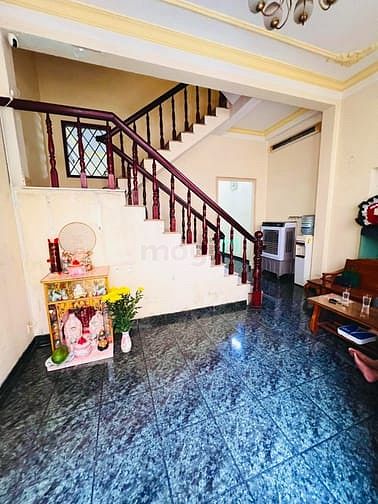 Hình ảnh Q10 ,ngang hiếm 5m , 50m2, 3 tầng chỉ 7,45 tỷ