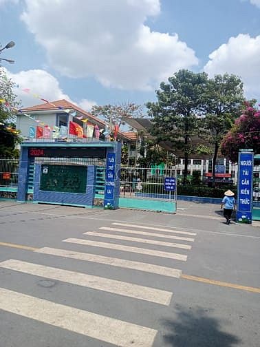 Hình ảnh Bán 700m2 đất tặng 40 phòng trọ ngay trường học An Phú Thuận An
