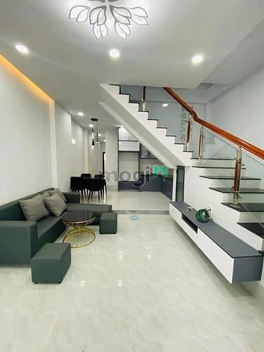 Hình ảnh Bán gấp nhà Hoài Thanh Quận 8 để định cư - 56m2