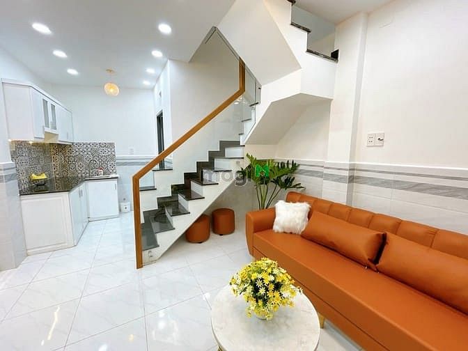Hình ảnh Bán nhà hẻm Bạch Đằng,P2,Tân Bình view sân bay-2tỷ100tr/45m2. SHR