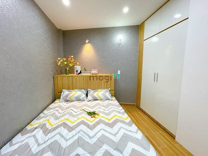 Hình ảnh Bán nhà hẻm Bạch Đằng,P2,Tân Bình view sân bay-2tỷ100tr/45m2. SHR