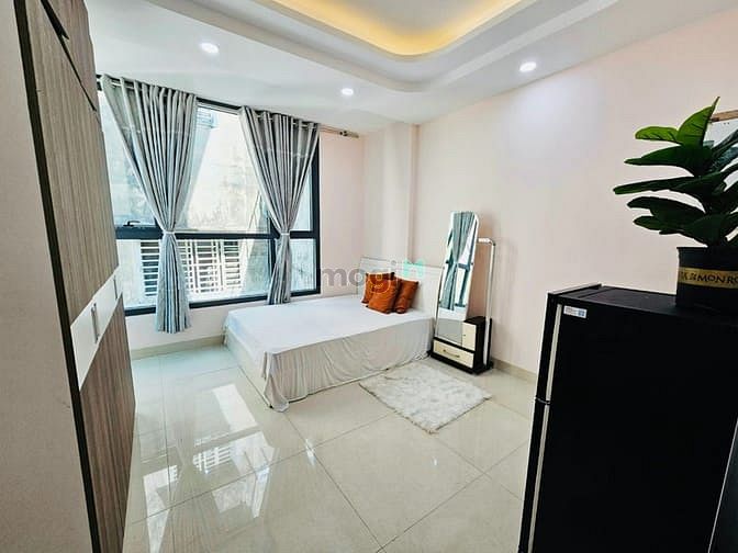 Hình ảnh Cho Thuê Căn Hộ Q5 Nguyễn Trãi Full Nội Thất Có Cửa Sổ Lớn