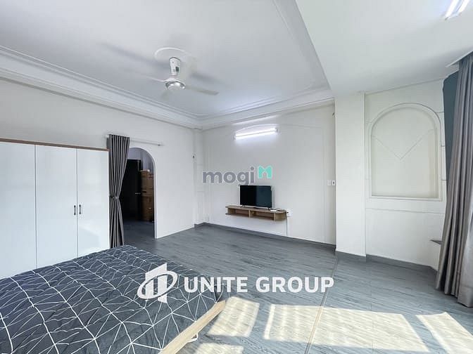 Hình ảnh Cho Thuê CHDV Q3 Cao Cấp Cửa Sổ Trời Gần Bùi Viện