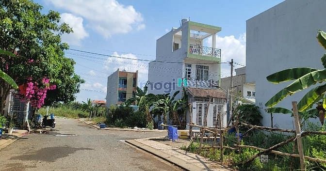 Hình ảnh Đất đẹp hẻm xe hơi 7m, Võ Văn Hát, DT 90m2 , gần ĐH Tài Chính, 3.x Tỷ