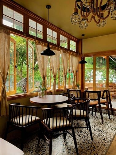Hình ảnh Sang nhượng quán cafe mặt tiền Đường Thanh Niên view trực diện hồ Tây