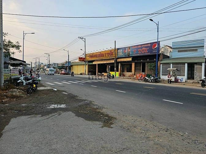 Hình ảnh Nền rộng mặt tiền Hoàng Quốc Việt, Ninh Kiều, Cần Thơ - 15 tỷ