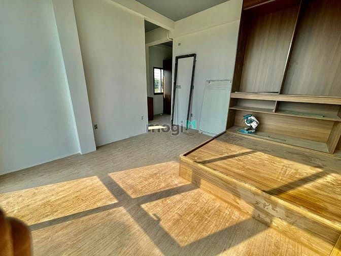 Hình ảnh Bờ kè HOÀNG SA - KHAI TRƯƠNG STUDIO Cửa sổ; view sông SIÊU thoáng mát