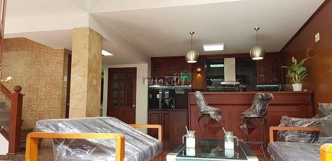 Hình ảnh Cho thuê NNC Lạc Long Quân_8x15m_4L_4p_VPCT,SPA,KHO,...