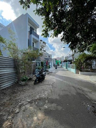 Hình ảnh Bán Lô Đất 82,6m2 Mặt Tiền Hẻm 65 Đường Tăng Nhơn Phú.Phước Long B