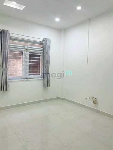 Hình ảnh Chỉ 4,5 Tỷ, Nhà 45m2 Võ Duy Ninh, BT giáp Quận 1